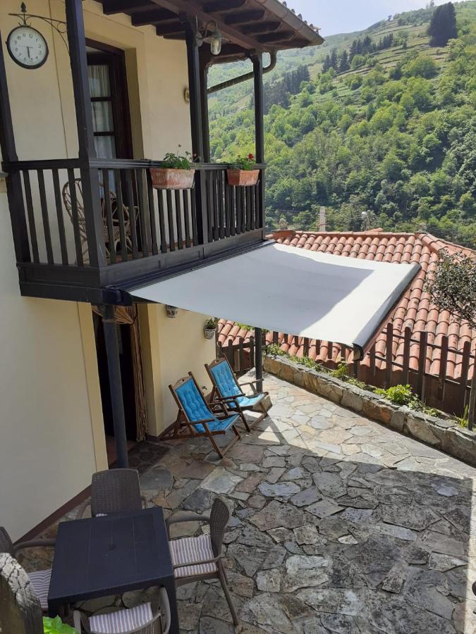 Villa La Casina De Santulaya Cangas De Narcea Exterior foto