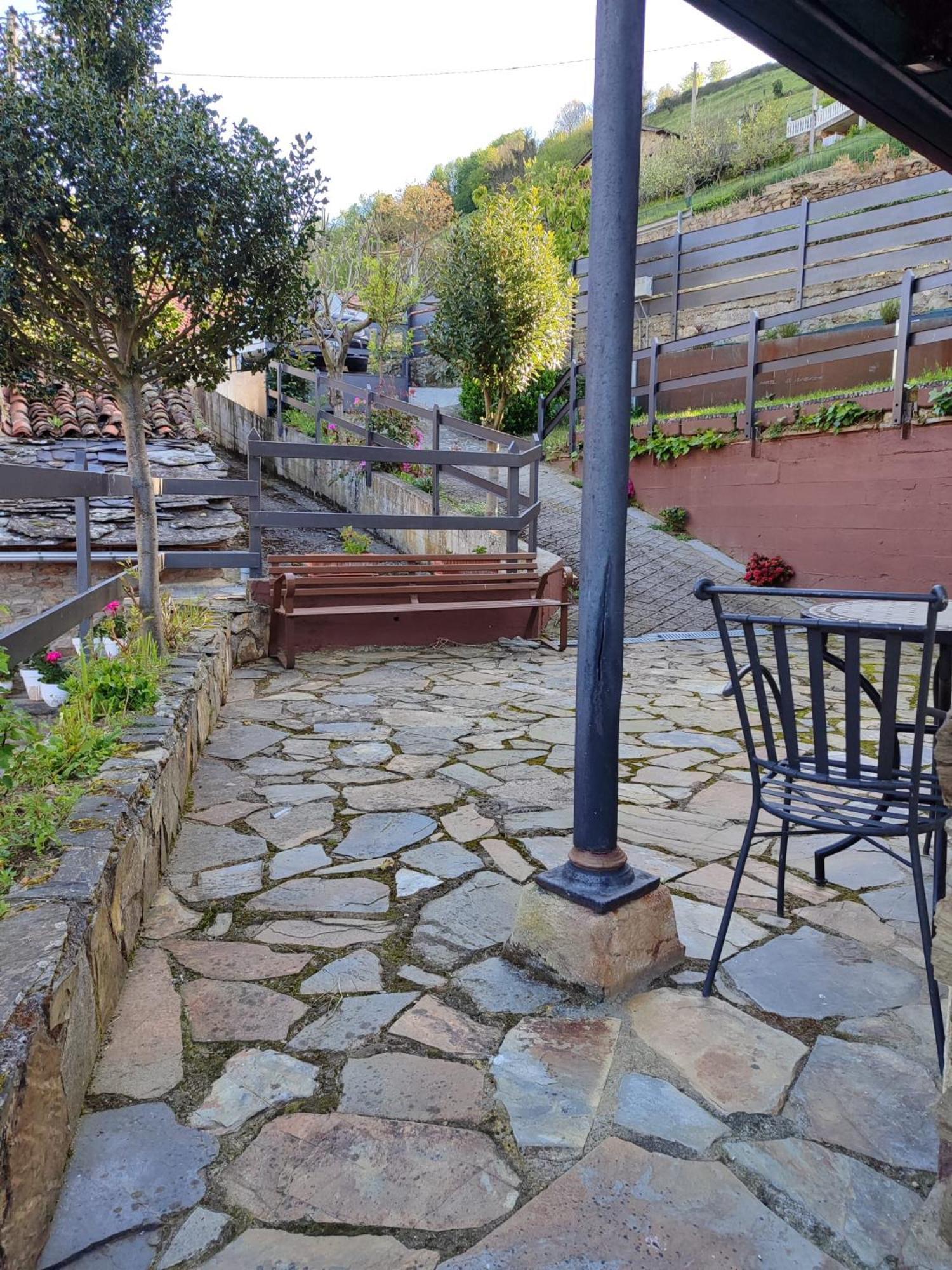 Villa La Casina De Santulaya Cangas De Narcea Exterior foto